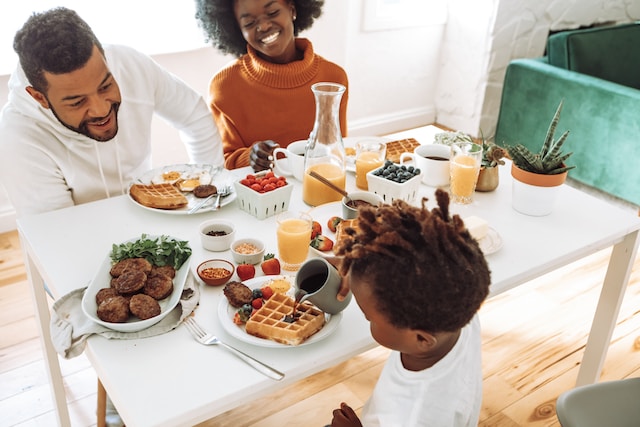 Capturing The Essence of Family Breakfast